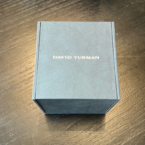 David Yurman Box and Ribbon - Picture 2 of 5